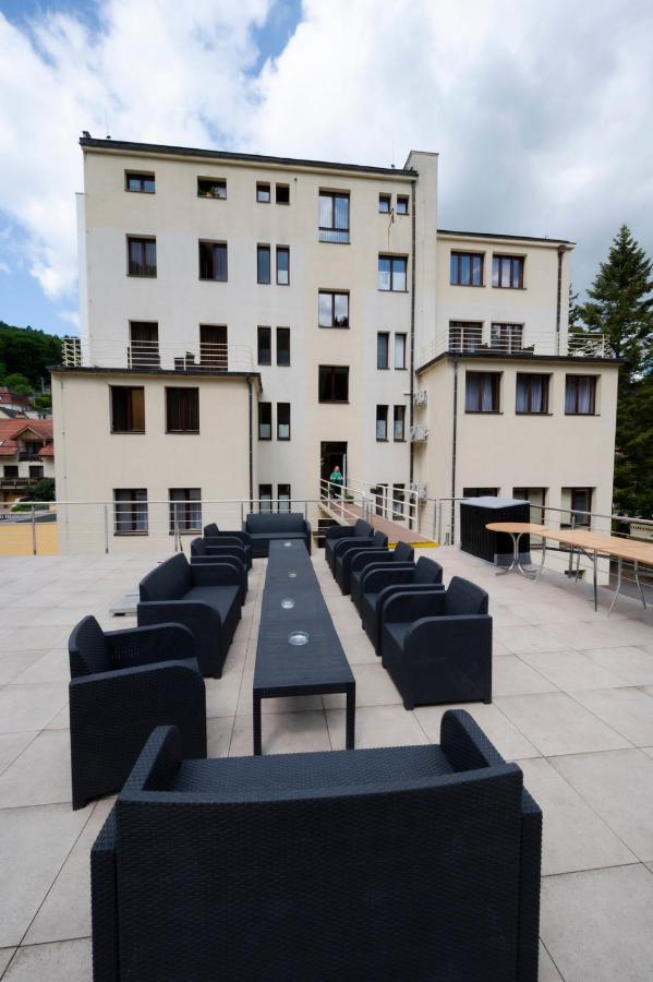 Hotel Dszsu Trencianske Teplice Exterior photo